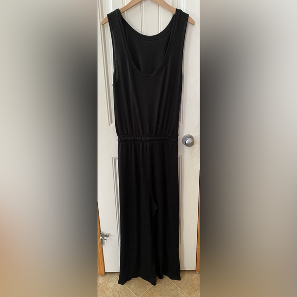 Aritzia Wilfred Free Black Jumpsuit ⭕️3/$15⭕️ - Picture 7 of 8